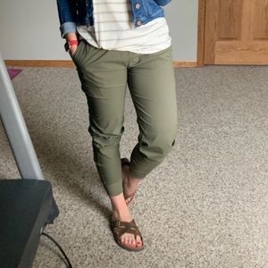 Zyia Trail Joggers in Olive 29”